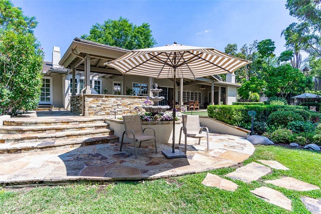Fullerton, California, 92835, United States, 4 Bedrooms Bedrooms, ,3 BathroomsBathrooms,Residential,Active,1894565