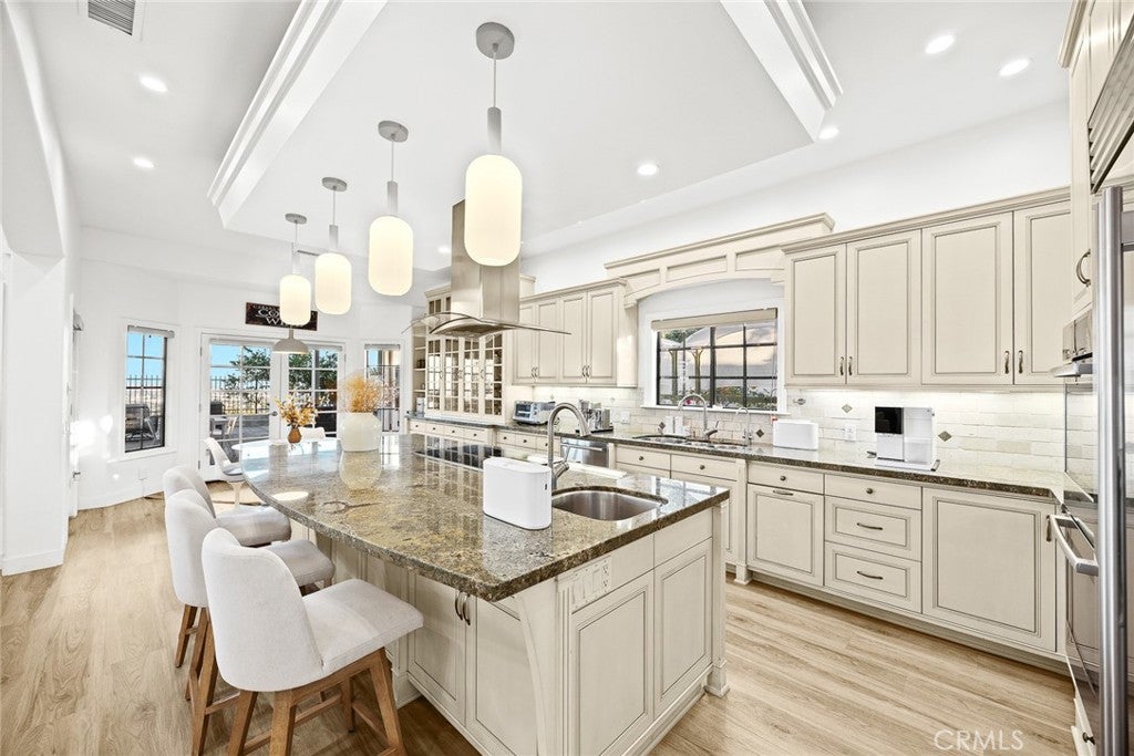 Chino Hills, California, 91709, United States, 4 Bedrooms Bedrooms, ,6 BathroomsBathrooms,Residential,Active,1992246