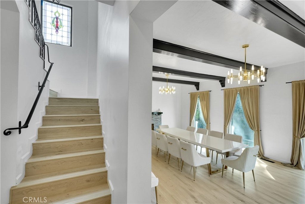 Glendale, California, 91206, United States, 4 Bedrooms Bedrooms, ,3 BathroomsBathrooms,Residential,Active,1963262