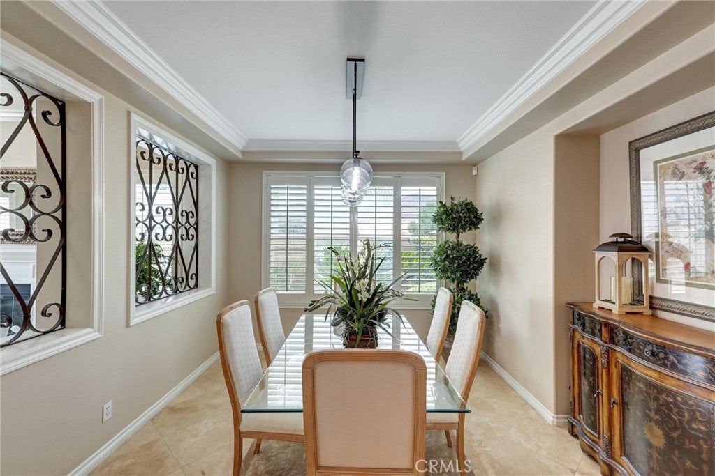 Murrieta, California, 92562, United States, 6 Bedrooms Bedrooms, ,5 BathroomsBathrooms,Residential,Active,1999183