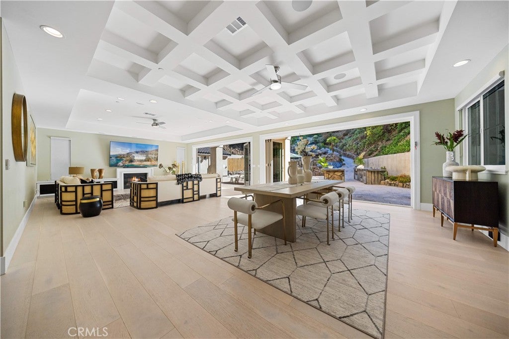 Walnut, California, 91789, United States, 5 Bedrooms Bedrooms, ,7 BathroomsBathrooms,Residential,Active,1903230