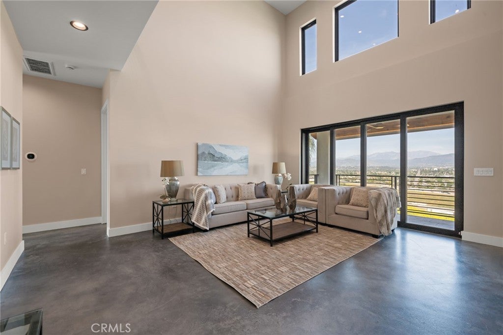 Chino Hills, California, 91709, United States, 5 Bedrooms Bedrooms, ,5 BathroomsBathrooms,Residential,Active,2030088