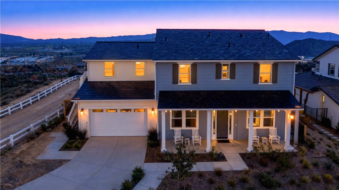 Castaic, California, 91384, United States, 6 Bedrooms Bedrooms, ,6 BathroomsBathrooms,Residential,Active,2006979