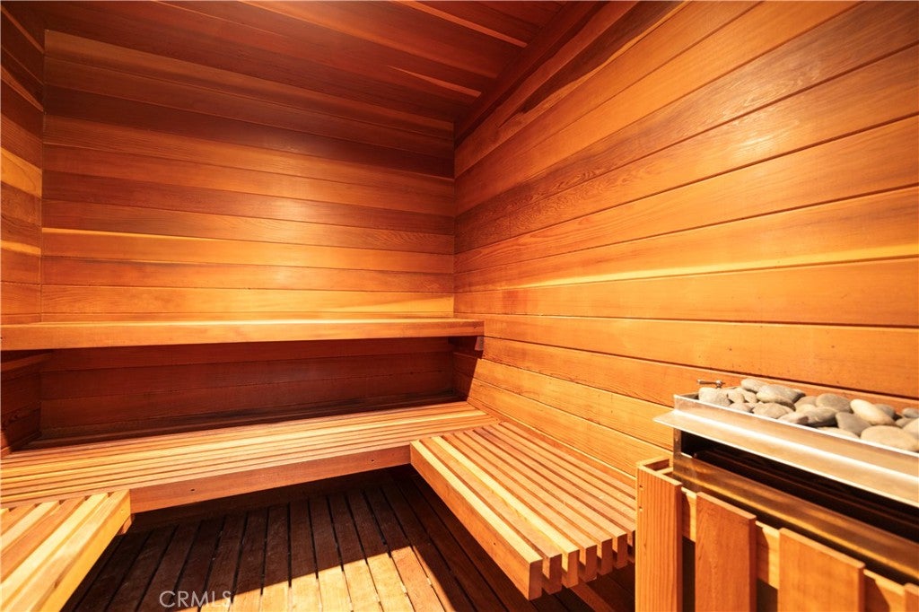 Diamond Bar, California, 91765, United States, 5 Bedrooms Bedrooms, ,6 BathroomsBathrooms,Residential,Active,1985882