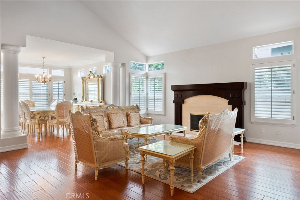 Cypress, California, 90630, United States, 4 Bedrooms Bedrooms, ,4 BathroomsBathrooms,Residential,Active,1945840