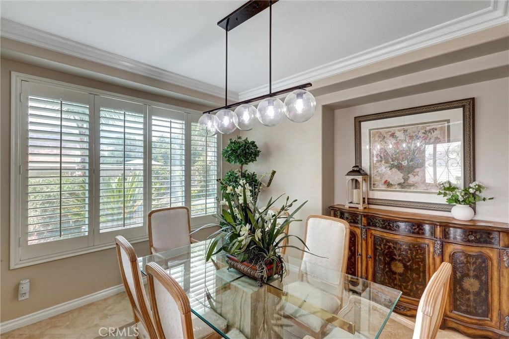 Murrieta, California, 92562, United States, 6 Bedrooms Bedrooms, ,5 BathroomsBathrooms,Residential,Active,1914833