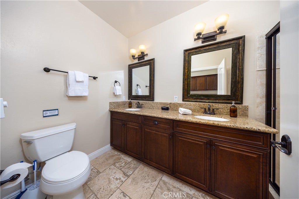 Temecula, California, 92592, United States, 5 Bedrooms Bedrooms, ,4 BathroomsBathrooms,Residential,Active,1970960