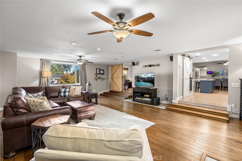 La Verne, California, 91750, United States, 4 Bedrooms Bedrooms, ,2 BathroomsBathrooms,Residential,Active,1961967