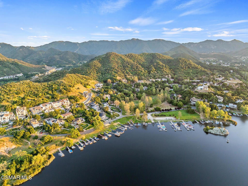 Lake Sherwood, California, 91361, United States, ,4 BathroomsBathrooms,Residential,Active,1820410