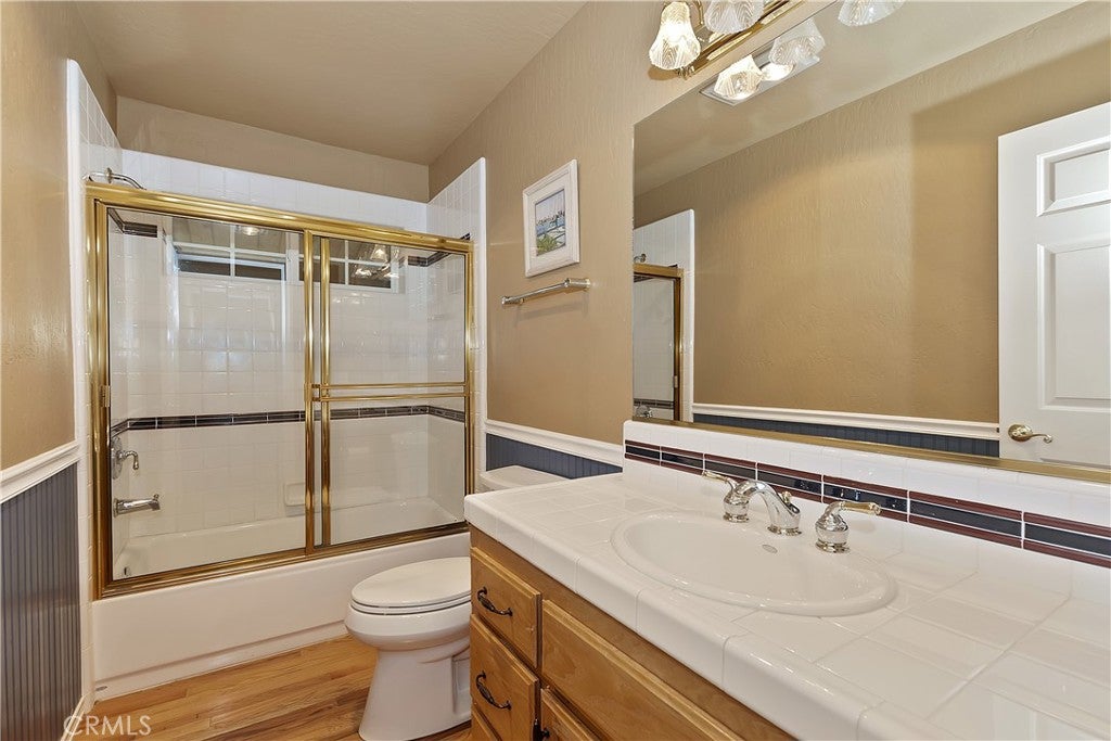 Lake Arrowhead, California, 92352, United States, ,5 BathroomsBathrooms,Residential,Active,1781875