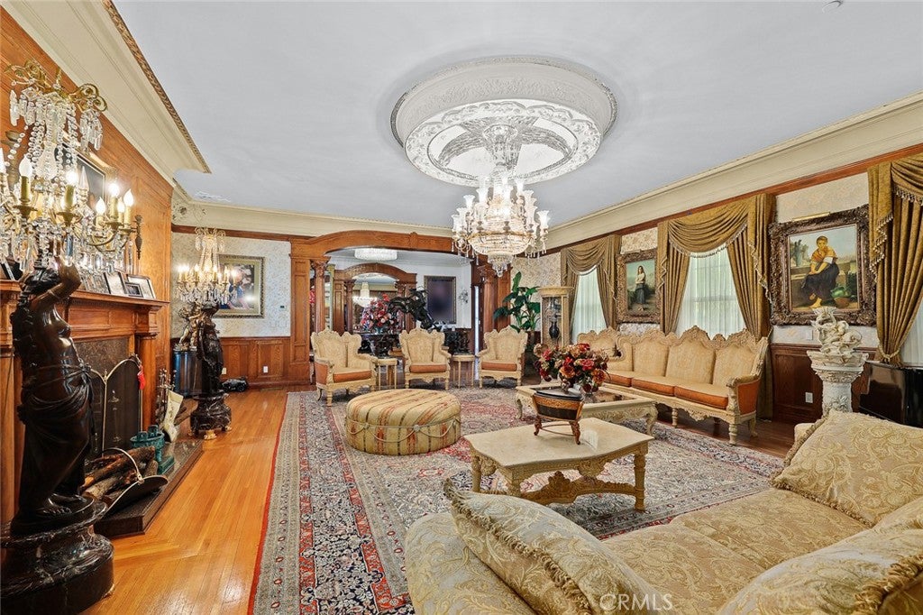 San Marino, California, 91108, United States, 6 Bedrooms Bedrooms, ,6 BathroomsBathrooms,Residential,Active,2008270