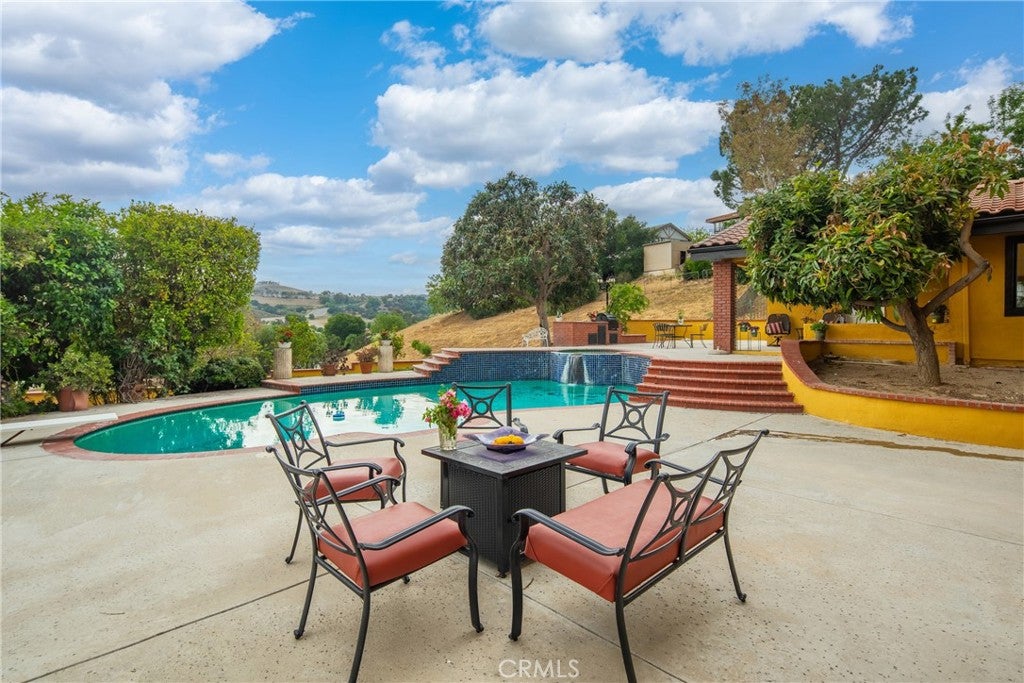 Chino Hills, California, 91709, United States, 7 Bedrooms Bedrooms, ,5 BathroomsBathrooms,Residential,Active,1843383