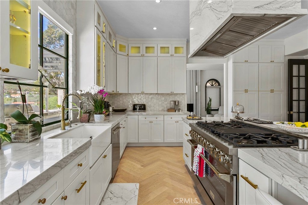 Laguna Niguel, California, 92677, United States, 4 Bedrooms Bedrooms, ,5 BathroomsBathrooms,Residential,Active,1986900