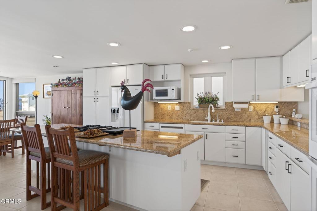 Oxnard, California, 93035, United States, 5 Bedrooms Bedrooms, ,5 BathroomsBathrooms,Residential,Active,2015816