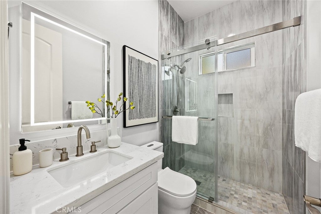 Temple City, California, 91780, United States, 5 Bedrooms Bedrooms, ,6 BathroomsBathrooms,Residential,Active,1889362