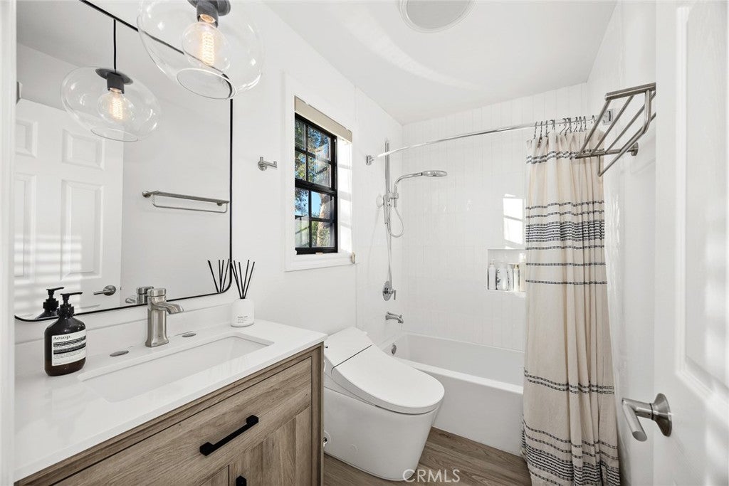 Chino Hills, California, 91709, United States, 4 Bedrooms Bedrooms, ,6 BathroomsBathrooms,Residential,Active,1992246