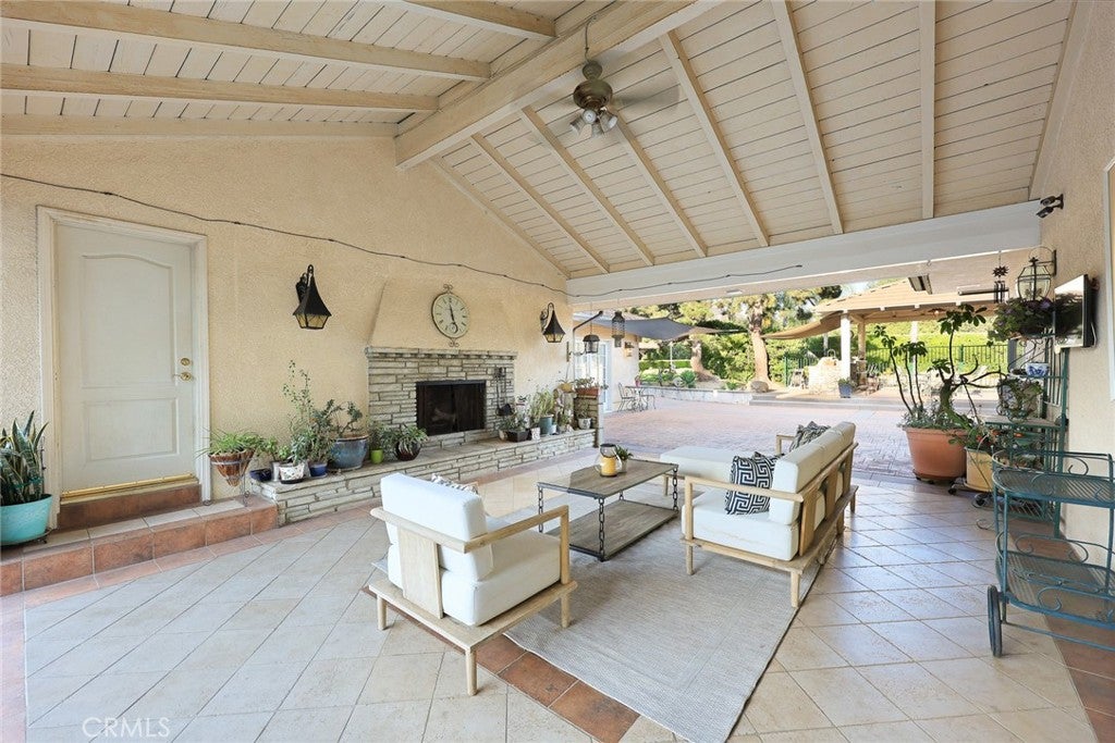 Bradbury, California, 91008, United States, 5 Bedrooms Bedrooms, ,5 BathroomsBathrooms,Residential,Active,1944055