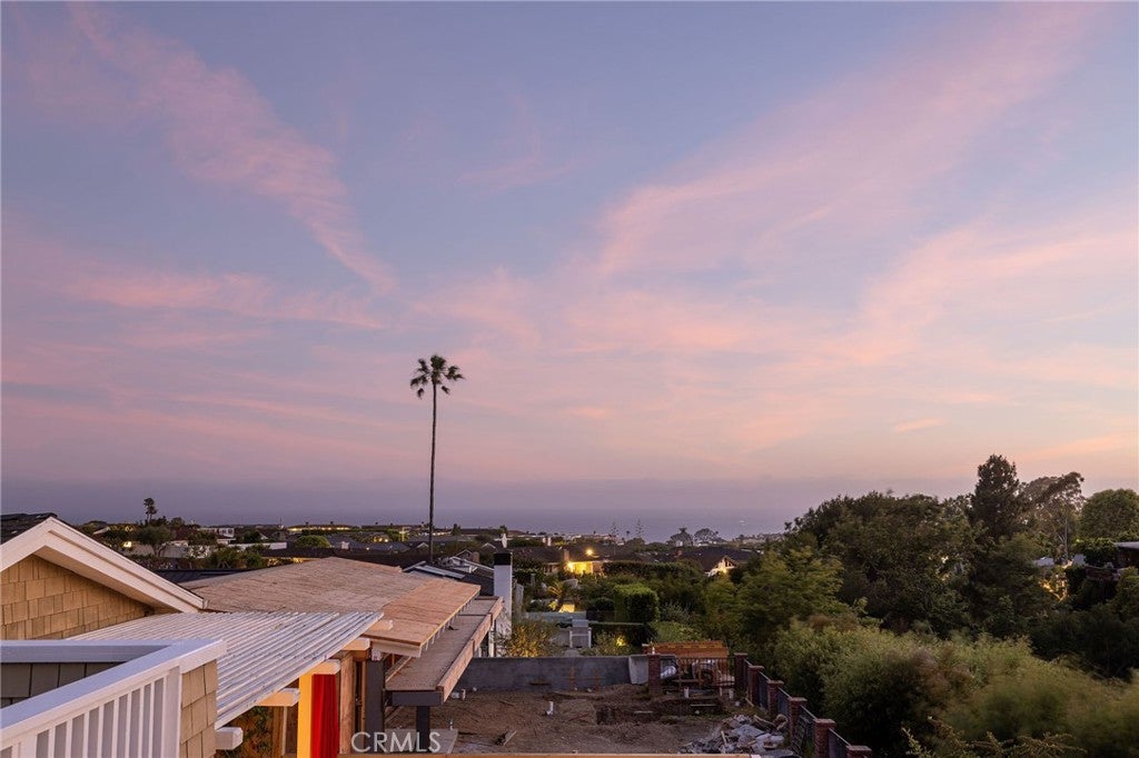 Corona Del Mar, California, 92625, United States, 4 Bedrooms Bedrooms, ,3 BathroomsBathrooms,Residential,Active,1871240