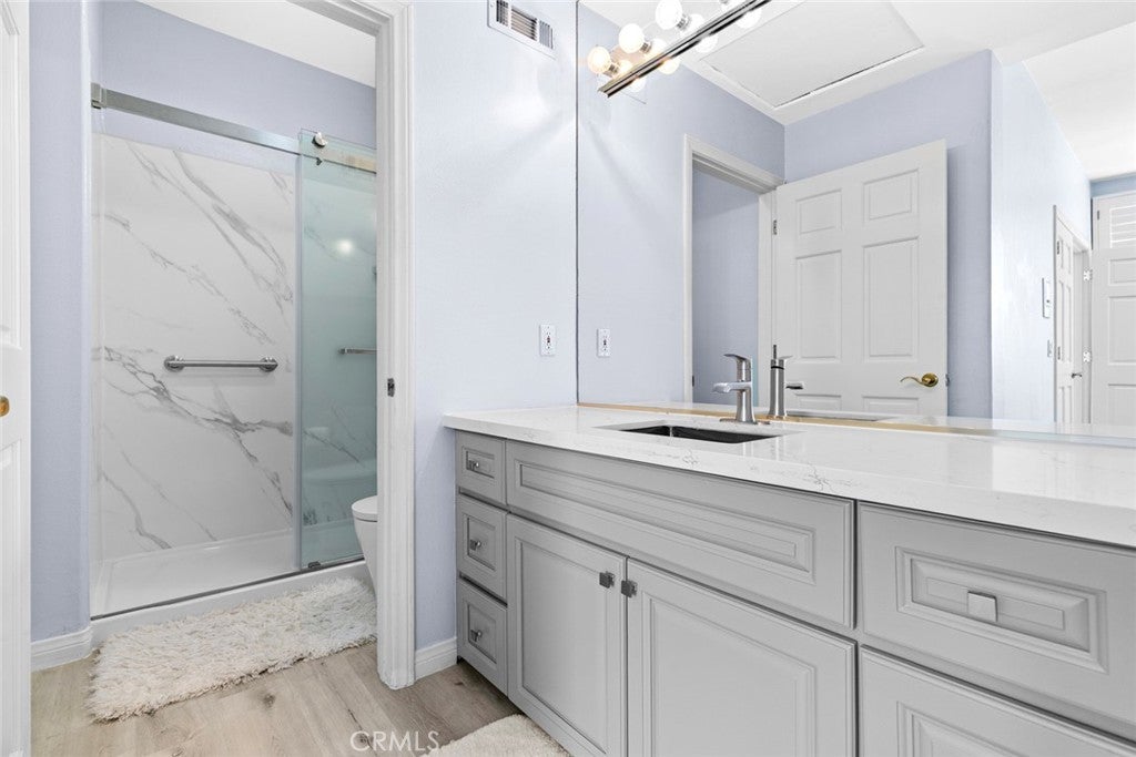 Chatsworth, California, 91311, United States, 5 Bedrooms Bedrooms, ,6 BathroomsBathrooms,Residential,Active,2015219