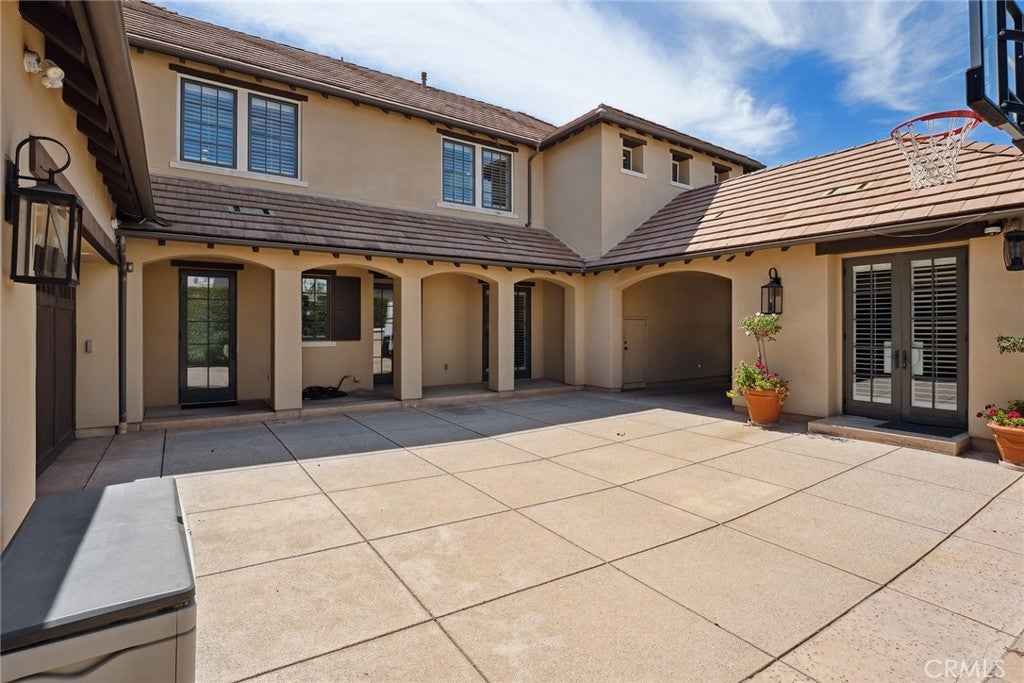 Calabasas, California, 91302, United States, 5 Bedrooms Bedrooms, ,6 BathroomsBathrooms,Residential,Active,1929471