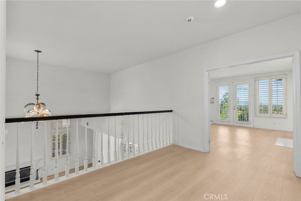 Canoga Park, California, 91304, United States, 5 Bedrooms Bedrooms, ,5 BathroomsBathrooms,Residential,Active,2006939