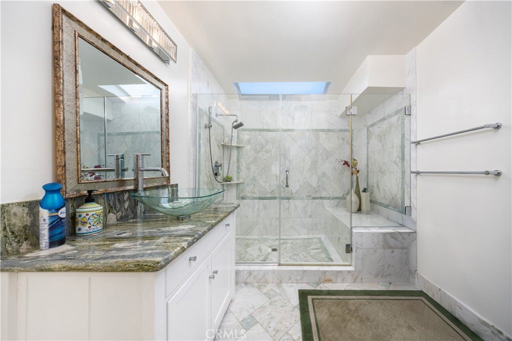 Diamond Bar, California, 91765, United States, 5 Bedrooms Bedrooms, ,5 BathroomsBathrooms,Residential,Active,1967293