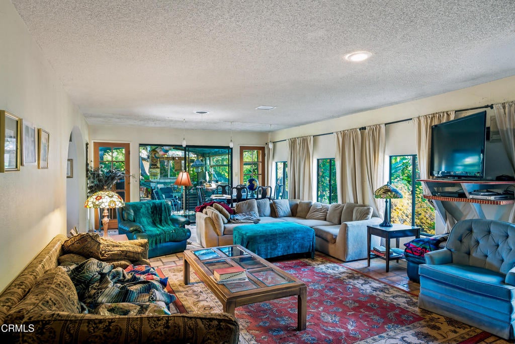 Ojai, California, 93023, United States, 6 Bedrooms Bedrooms, ,3 BathroomsBathrooms,Residential,Active,2007332