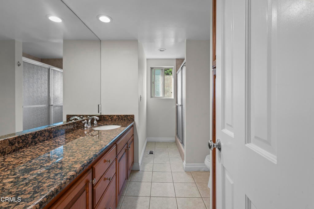 Camarillo, California, 93010, United States, 4 Bedrooms Bedrooms, ,4 BathroomsBathrooms,Residential,Active,1853635