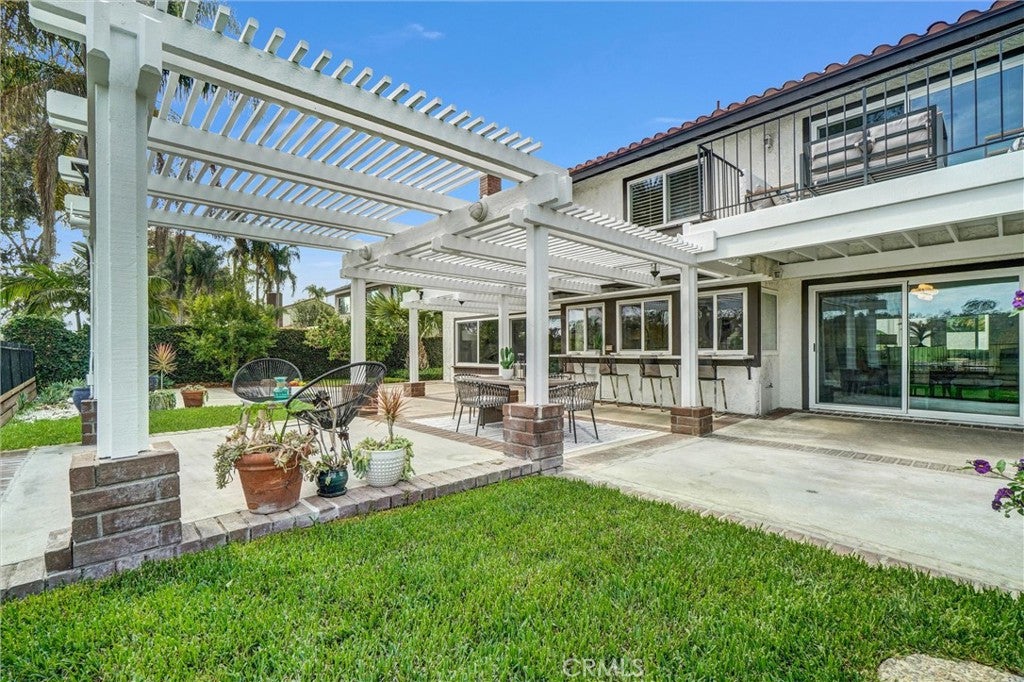 Mission Viejo, California, 92691, United States, 5 Bedrooms Bedrooms, ,3 BathroomsBathrooms,Residential,Active,1986876