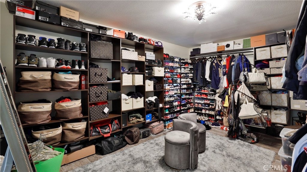 Redlands, California, 92373, United States, 5 Bedrooms Bedrooms, ,4 BathroomsBathrooms,Residential,Active,1985883