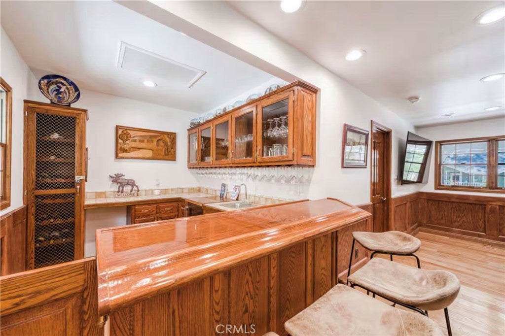 Big Bear Lake, California, 92315, United States, 4 Bedrooms Bedrooms, ,4 BathroomsBathrooms,Residential,Active,1999274