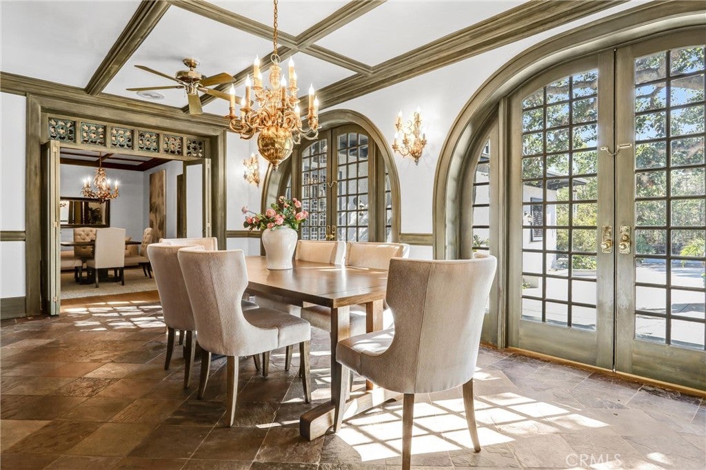 Pasadena, California, 91106, United States, 8 Bedrooms Bedrooms, ,10 BathroomsBathrooms,Residential,Active,1996260