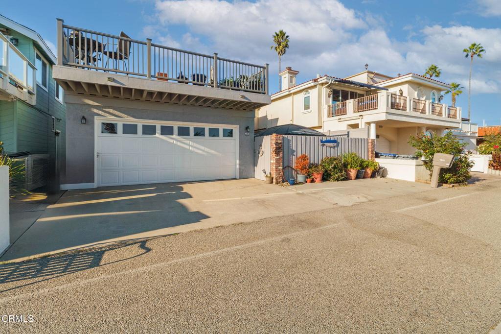 Oxnard, California, 93035, United States, 3 Bedrooms Bedrooms, ,4 BathroomsBathrooms,Residential,Active,1972169