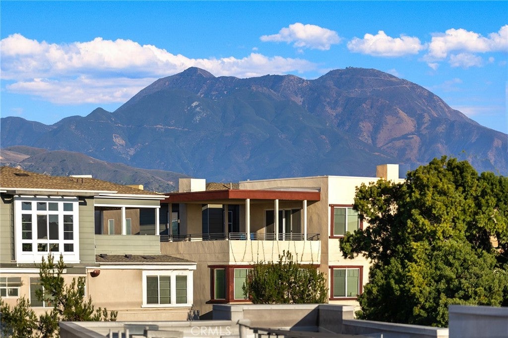 Irvine, California, 92618, United States, 3 Bedrooms Bedrooms, ,3 BathroomsBathrooms,Residential,Active,2006869