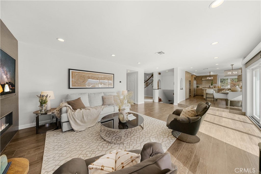 Diamond Bar, California, 91765, United States, 5 Bedrooms Bedrooms, ,4 BathroomsBathrooms,Residential,Active,2006856