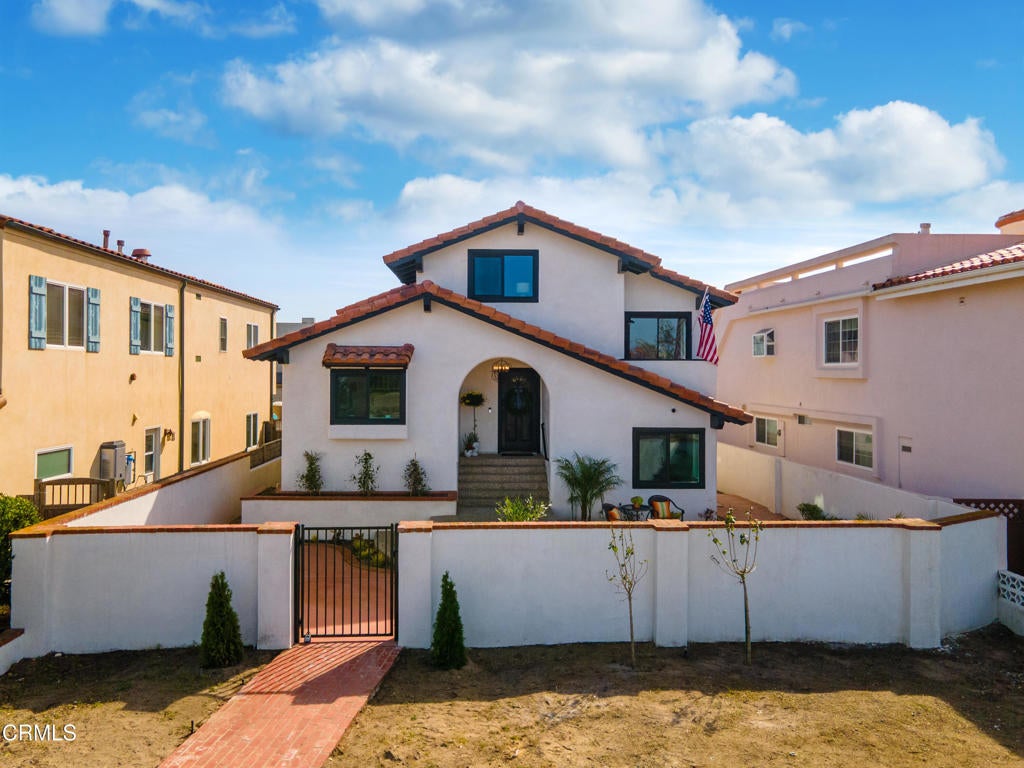 Oxnard, California, 93035, United States, 3 Bedrooms Bedrooms, ,3 BathroomsBathrooms,Residential,Active,1798066