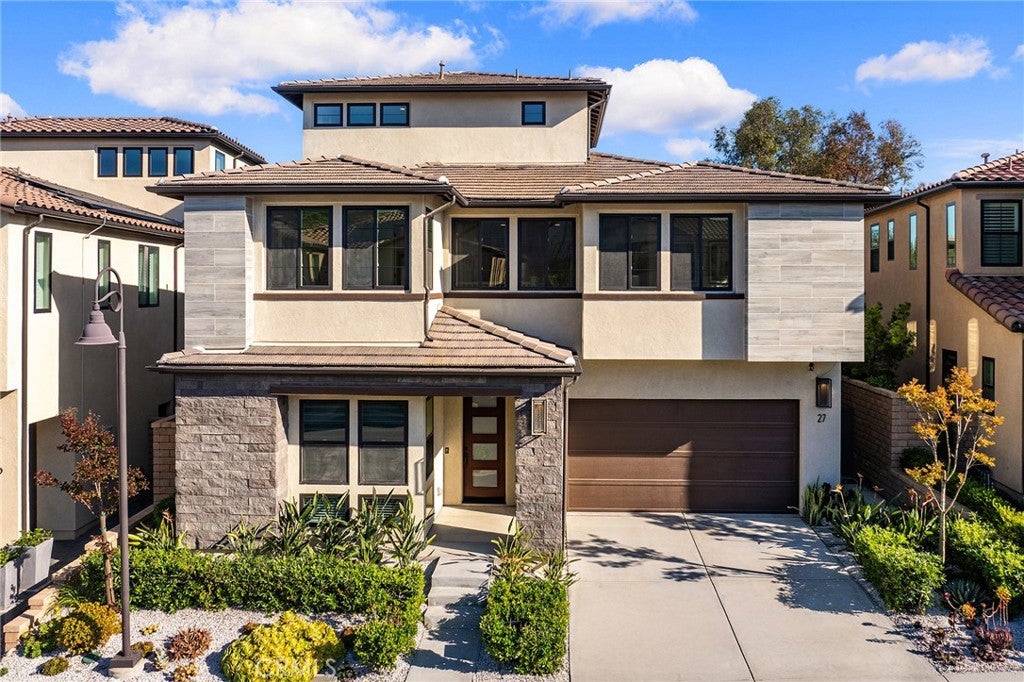 Lake Forest, California, 92630, United States, 5 Bedrooms Bedrooms, ,6 BathroomsBathrooms,Residential,Active,1801044