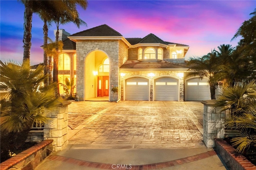 Chino Hills, California, 91709, United States, 5 Bedrooms Bedrooms, ,6 BathroomsBathrooms,Residential,Active,1986872