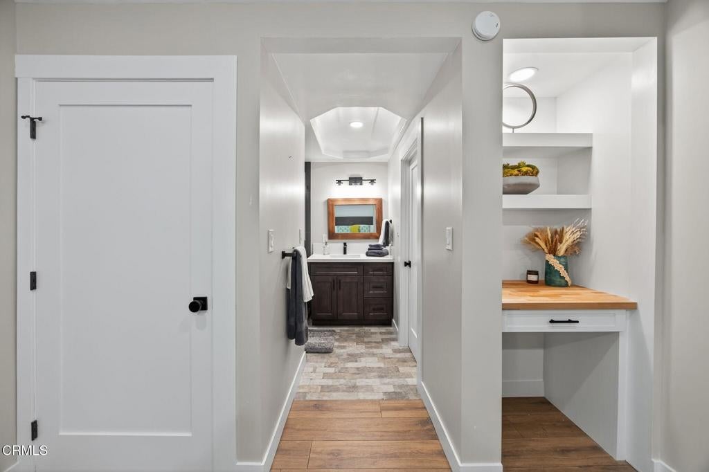 Ventura, California, 93001, United States, 4 Bedrooms Bedrooms, ,3 BathroomsBathrooms,Residential,Active,1926891