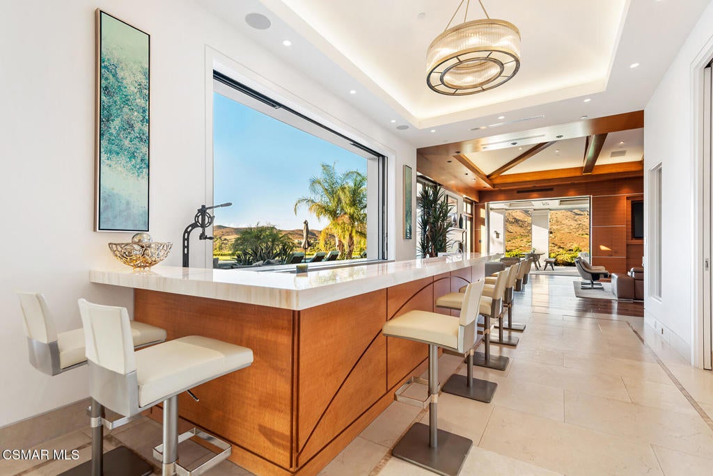 Thousand Oaks, California, 91362, United States, 6 Bedrooms Bedrooms, ,7 BathroomsBathrooms,Residential,Active,2007641