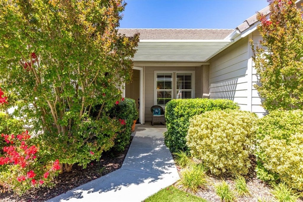 Paso Robles, California, 93446, United States, 4 Bedrooms Bedrooms, ,3 BathroomsBathrooms,Residential,Active,1914823