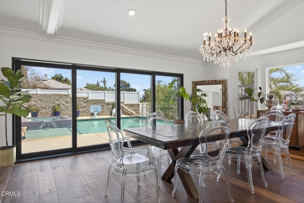 Camarillo, California, 93010, United States, 5 Bedrooms Bedrooms, ,5 BathroomsBathrooms,Residential,Active,1914579