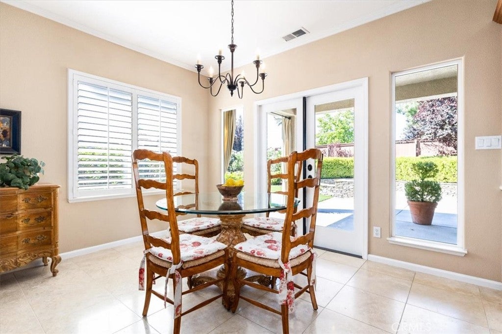 Paso Robles, California, 93446, United States, 4 Bedrooms Bedrooms, ,3 BathroomsBathrooms,Residential,Active,1914823