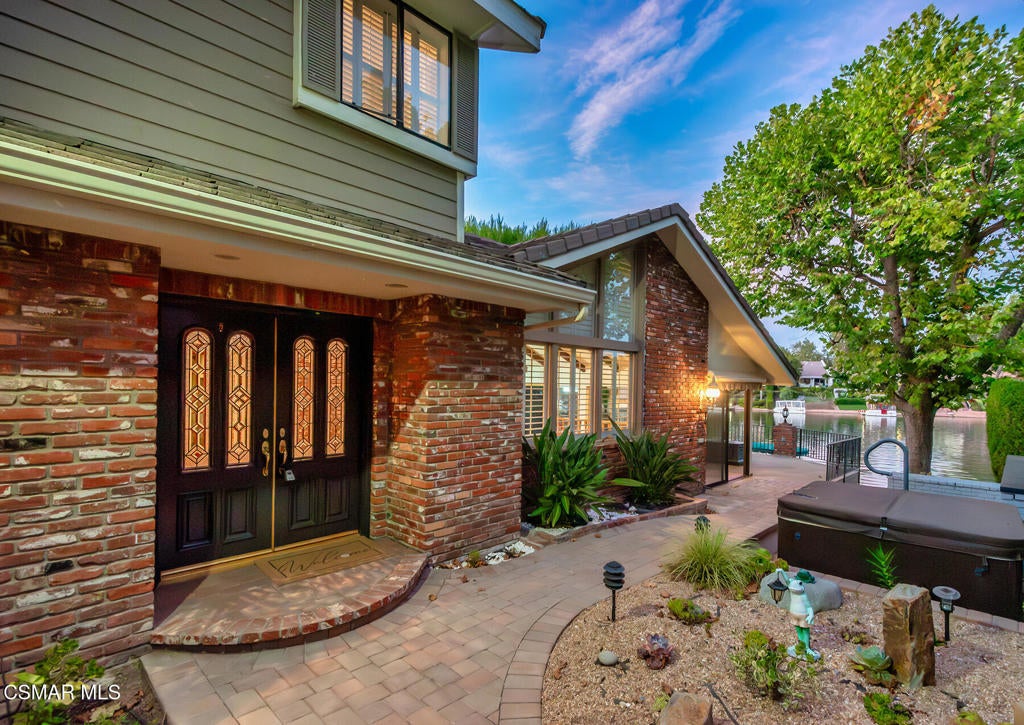 Westlake Village, California, 91361, United States, 3 Bedrooms Bedrooms, ,3 BathroomsBathrooms,Residential,Active,1926920