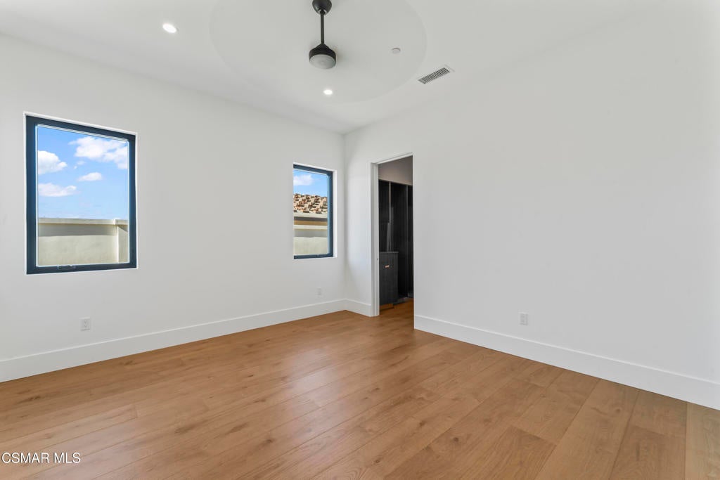 Camarillo, California, 93010, United States, 6 Bedrooms Bedrooms, ,7 BathroomsBathrooms,Residential,Active,2013156