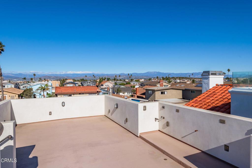 Oxnard, California, 93035, United States, 4 Bedrooms Bedrooms, ,5 BathroomsBathrooms,Residential,Active,1869114