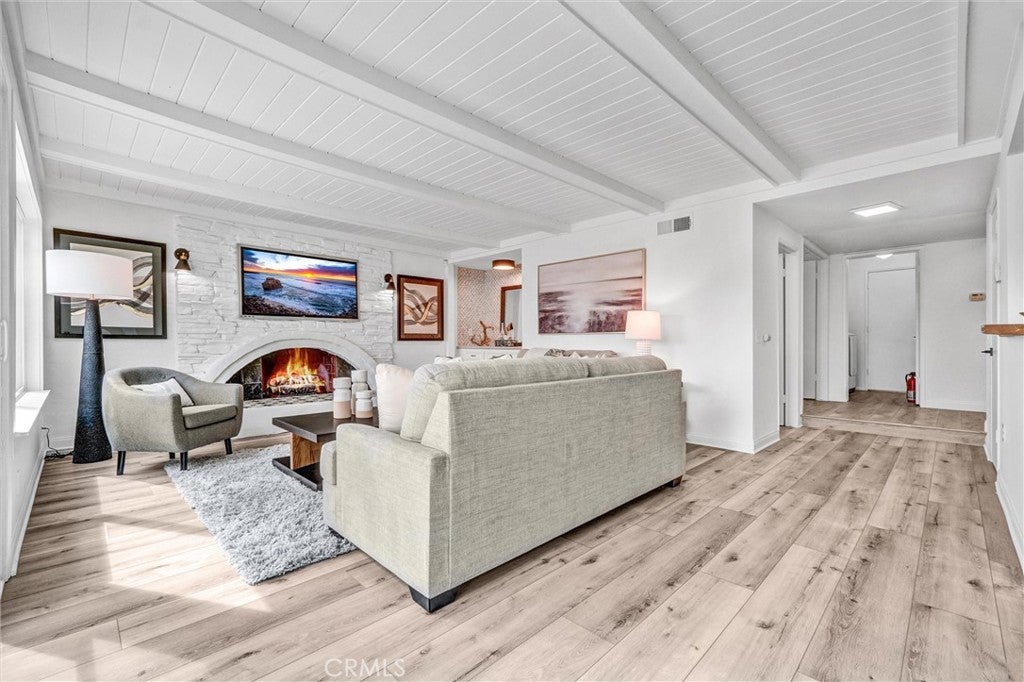 Mission Viejo, California, 92691, United States, 5 Bedrooms Bedrooms, ,3 BathroomsBathrooms,Residential,Active,1986876