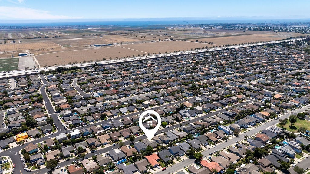 Seal Beach, California, 90740, United States, 4 Bedrooms Bedrooms, ,2 BathroomsBathrooms,Residential,Active,1900161