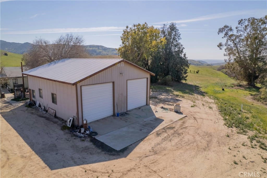 Shandon, California, 93461, United States, ,2 BathroomsBathrooms,Residential,Active,1769482