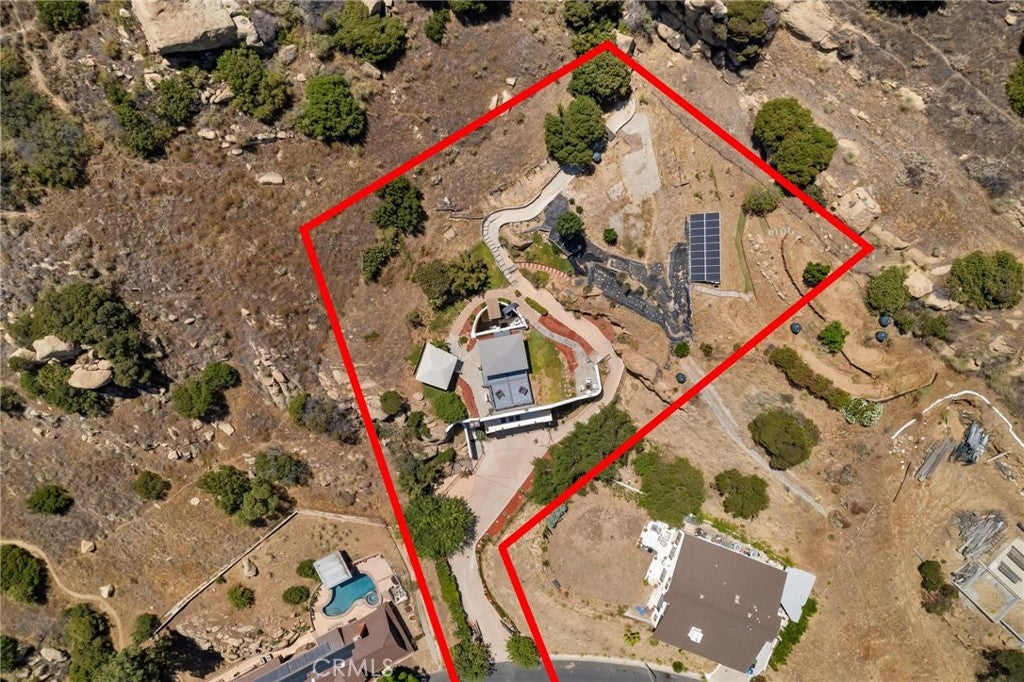 Chatsworth, California, 91311, United States, 4 Bedrooms Bedrooms, ,4 BathroomsBathrooms,Residential,Active,2011421